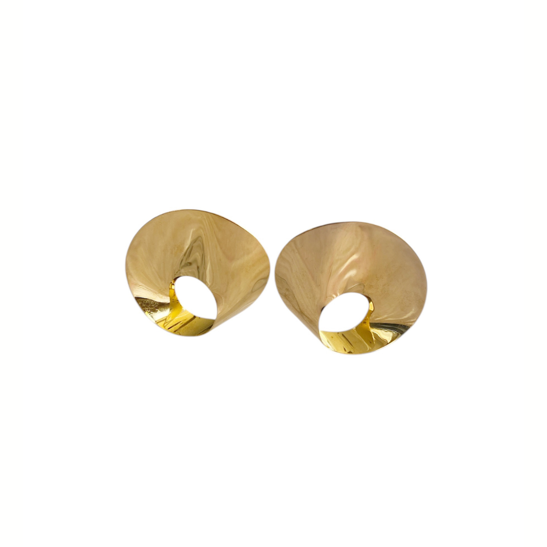 Aretes Círculo Doblado